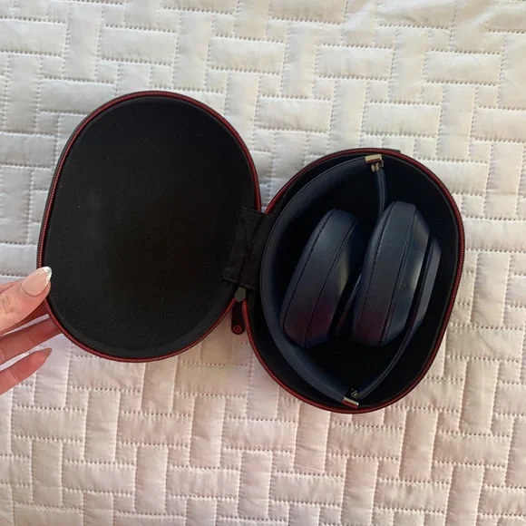 Beats Studio 3 Bluetooth or Wired Headphones